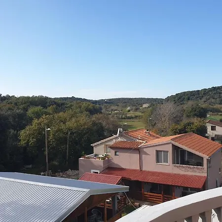 šeherzada Póla
